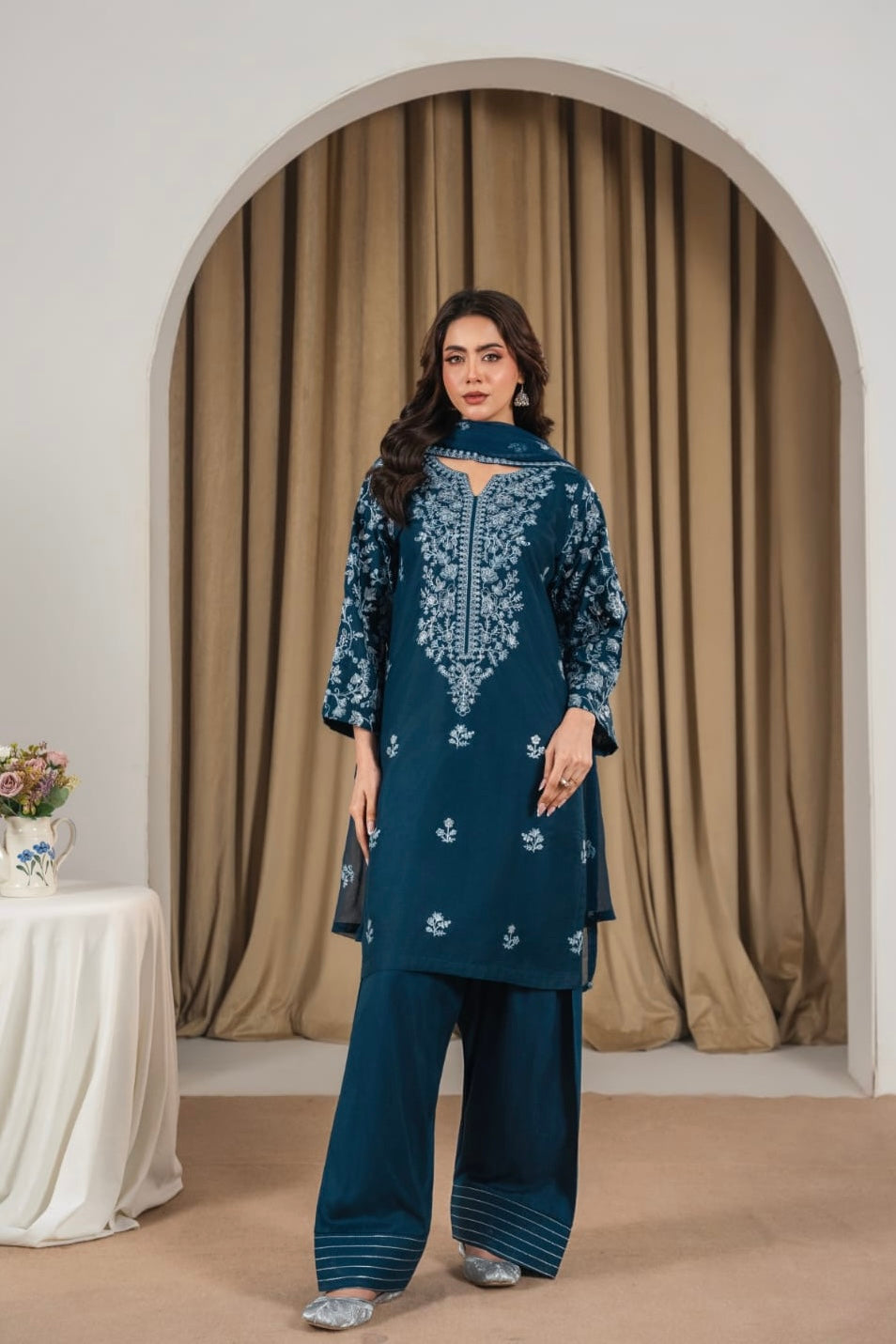 FARI Embroidered 3 pc
