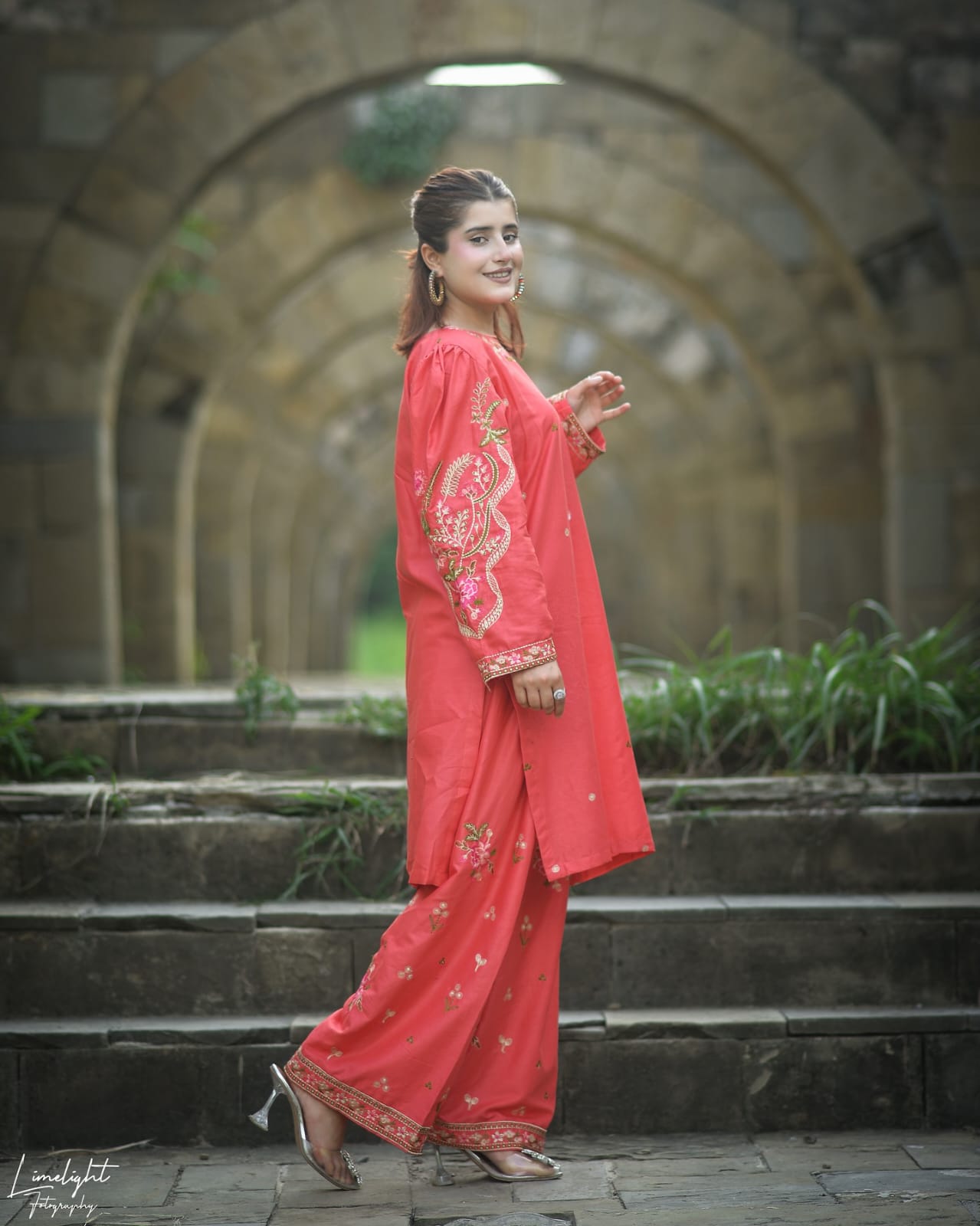 Mehak Embroidery 2pc (Farshi)