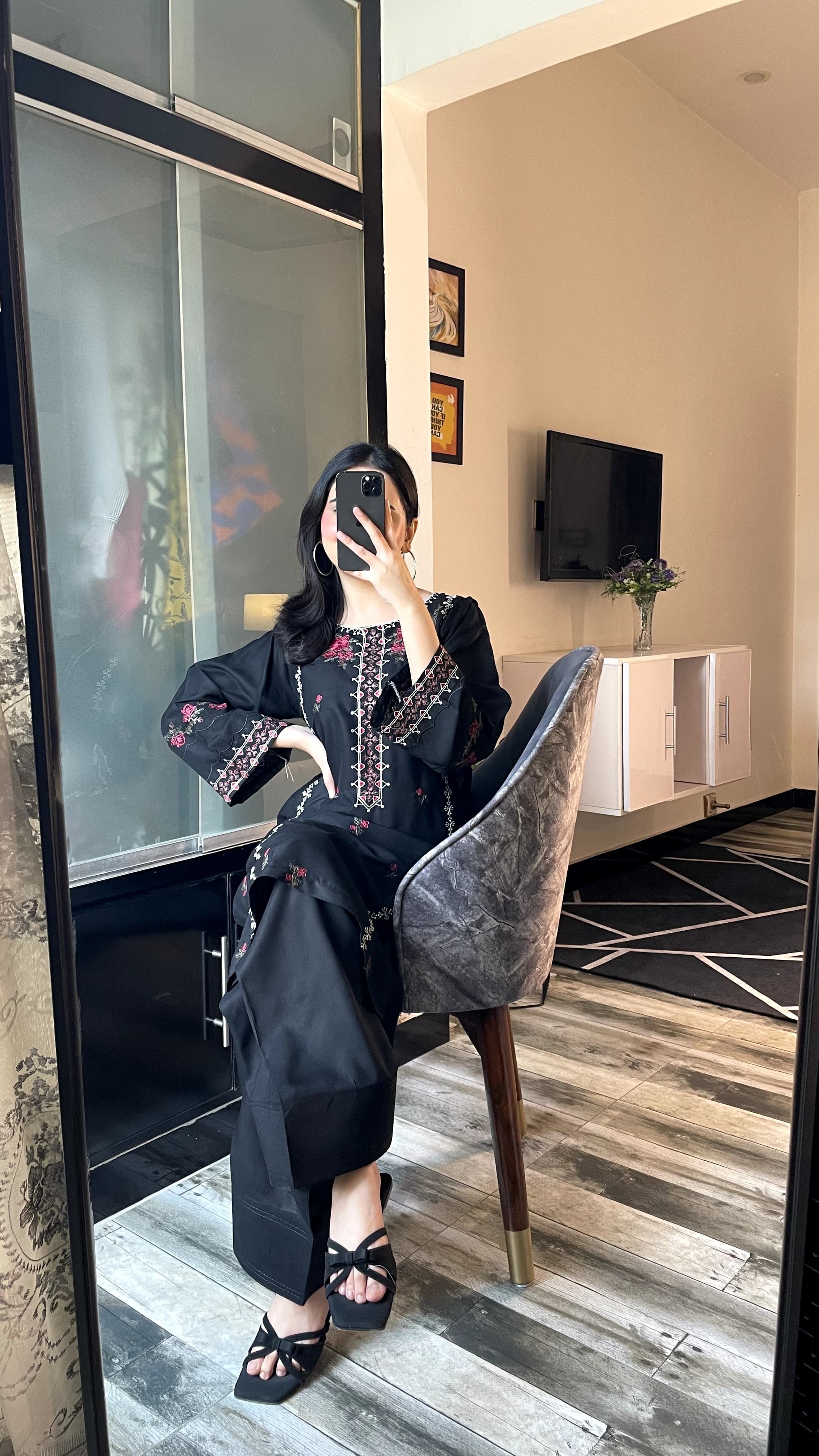 GULAAB Embroidered 2 pc with Farshi shalwar