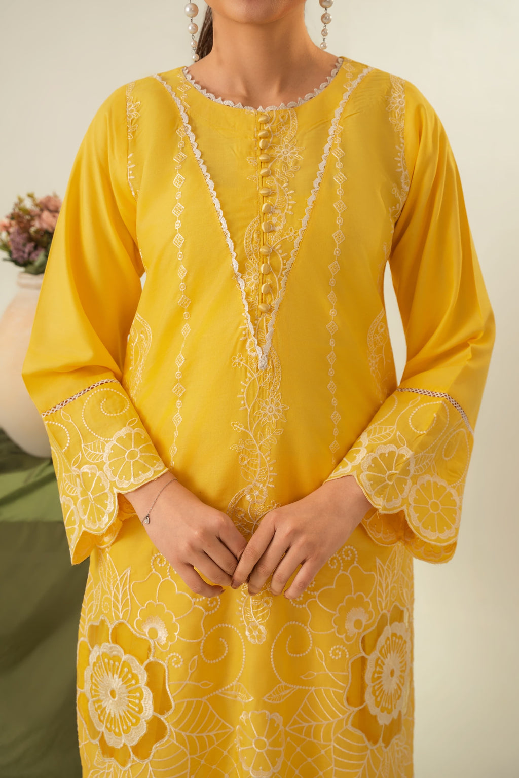 SORAYA Embroidered 3 pc