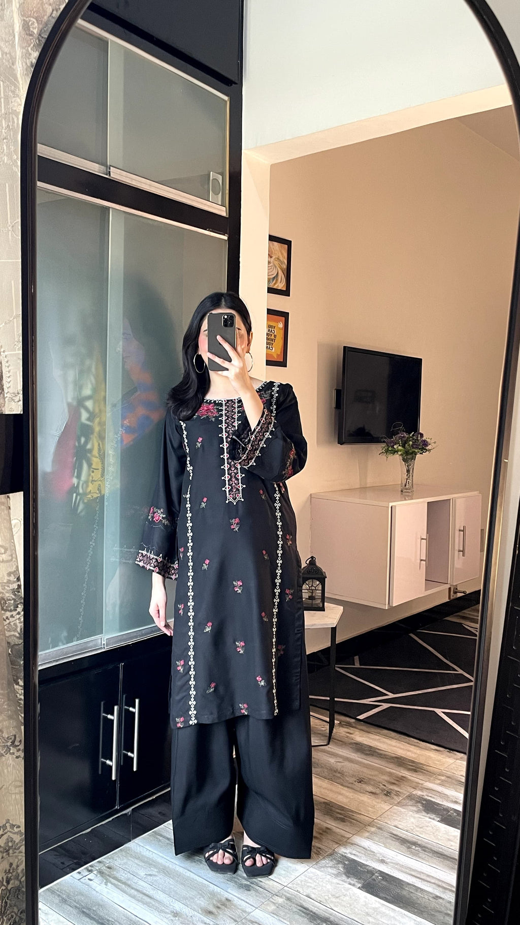 GULAAB Embroidered 2 pc with Farshi shalwar