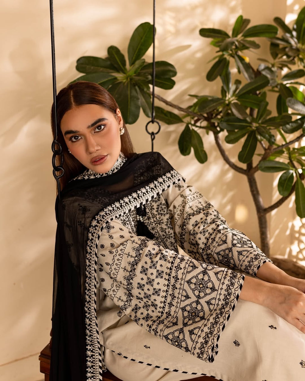 Arfa Embroidered stitched 3pcs