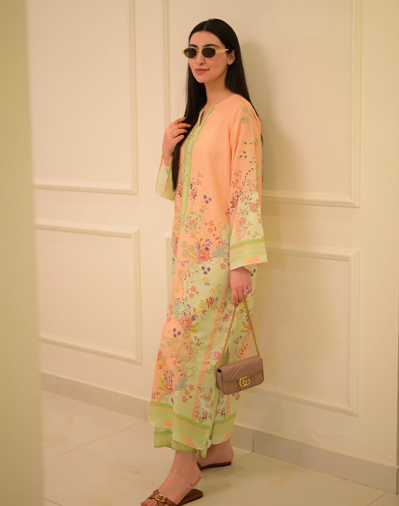 2pc Khizra