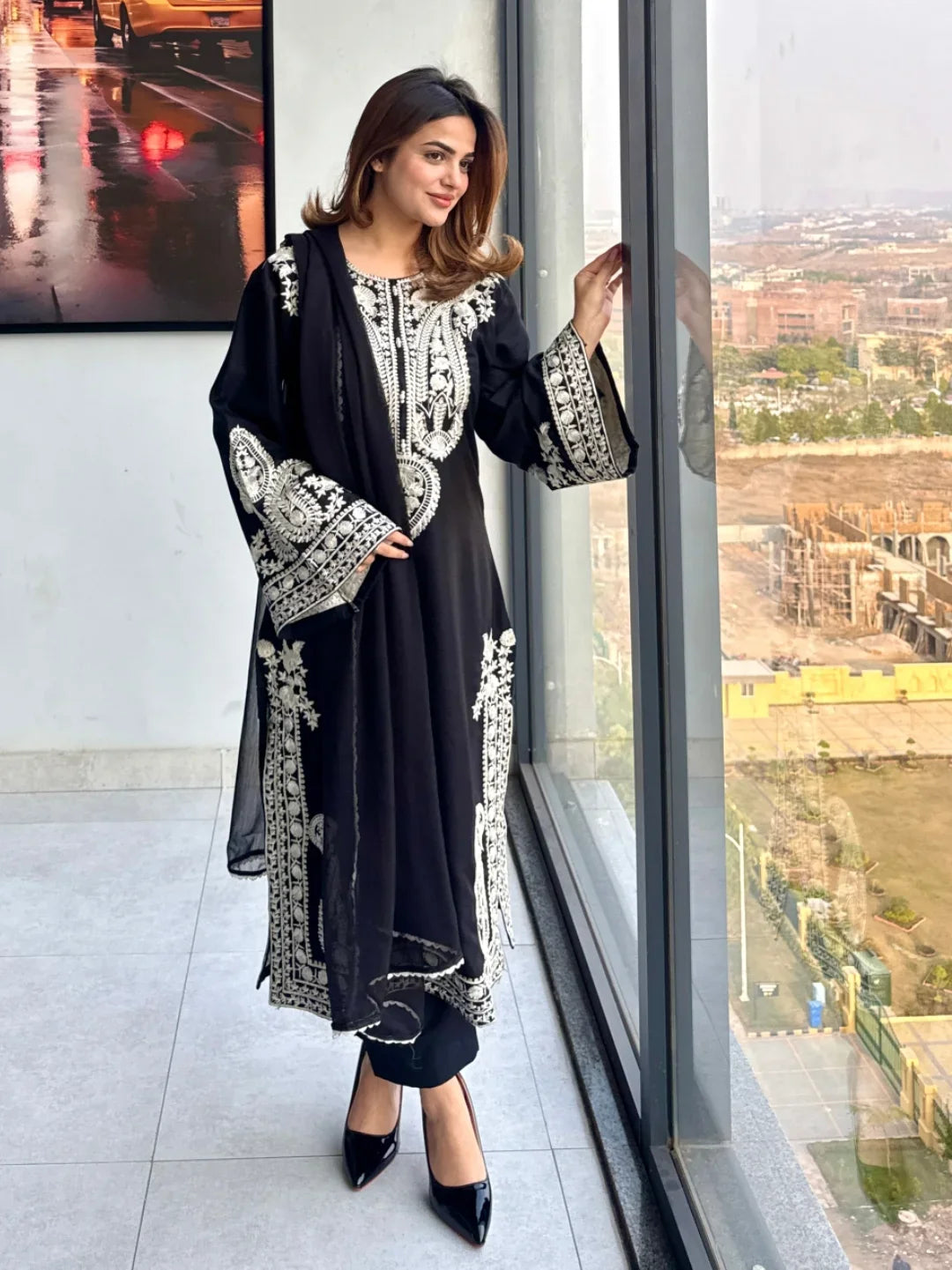 Aafreen Black Embroidered 3 pc