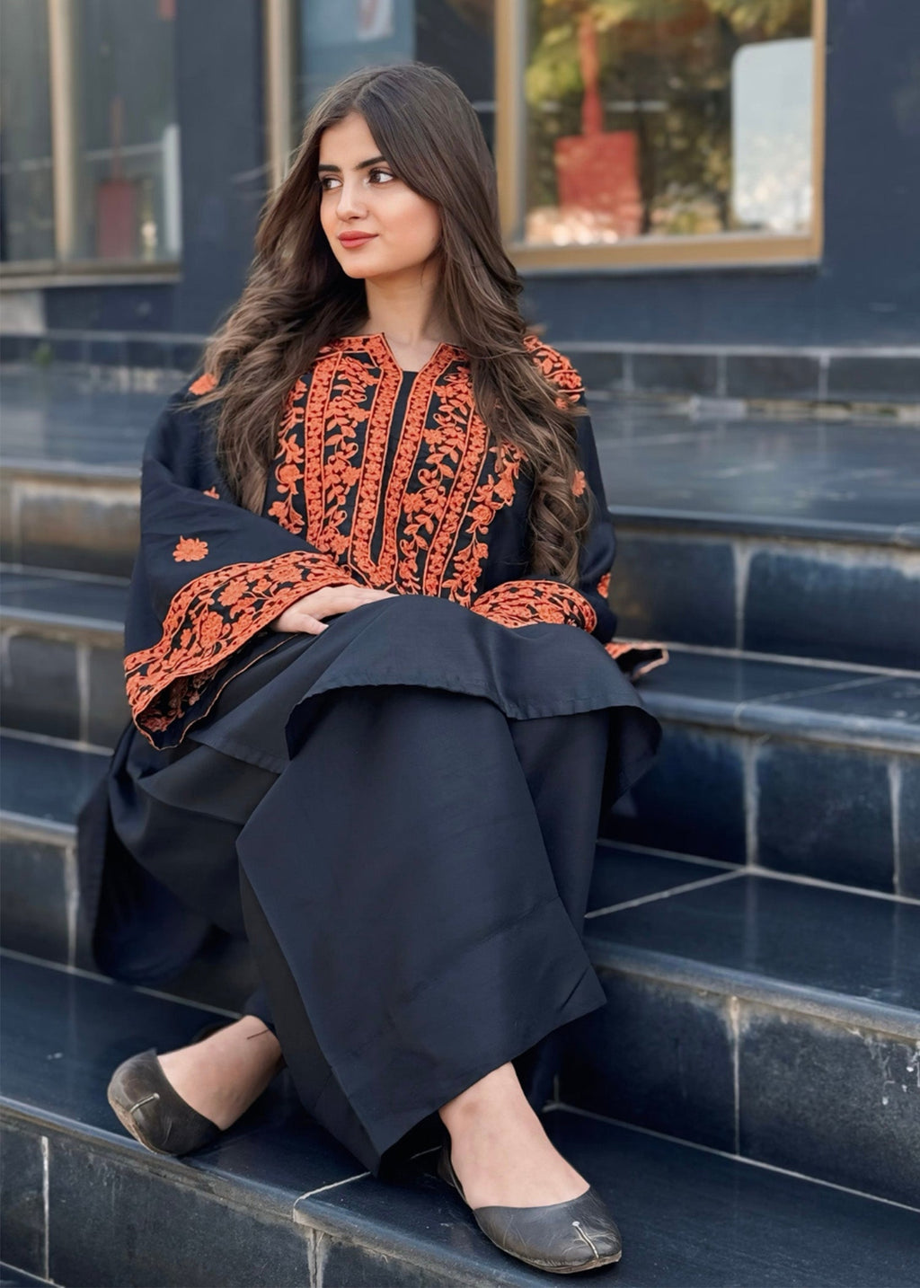 Zouq Embroidered - 2 Pieces