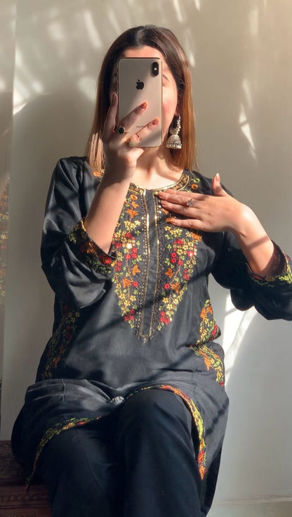 POCKET Sequence Embroidered co ords (Arabic Lawn)