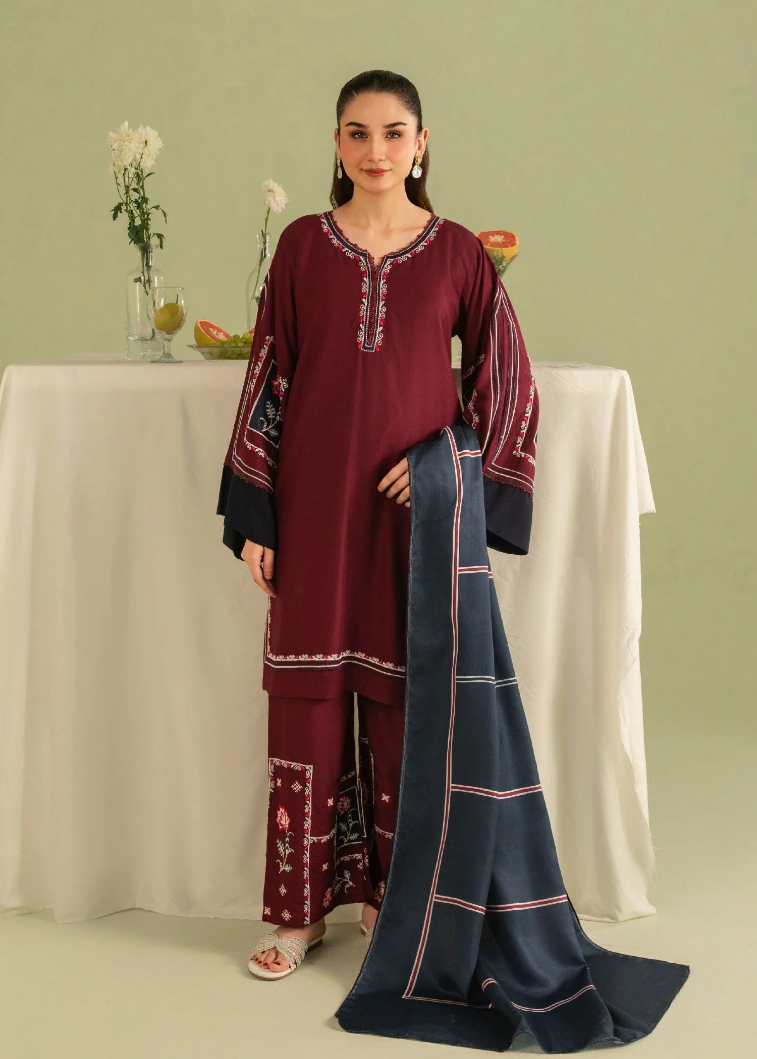 Eris Embroidered 3pc