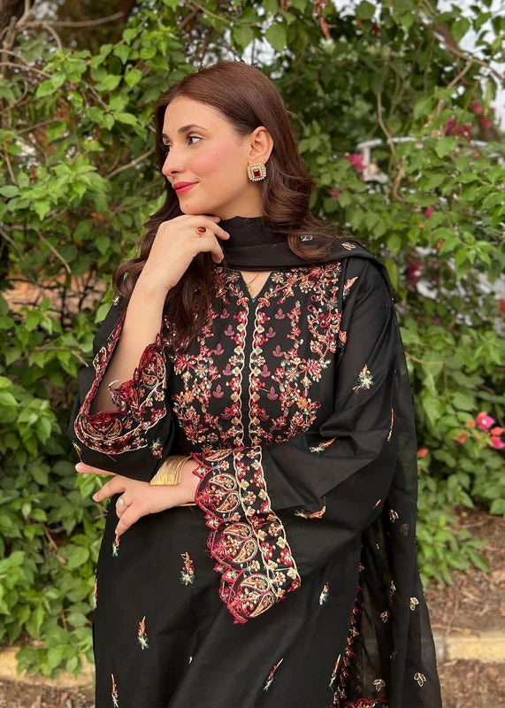 Parsa Embroidered - 3 Pieces - Black