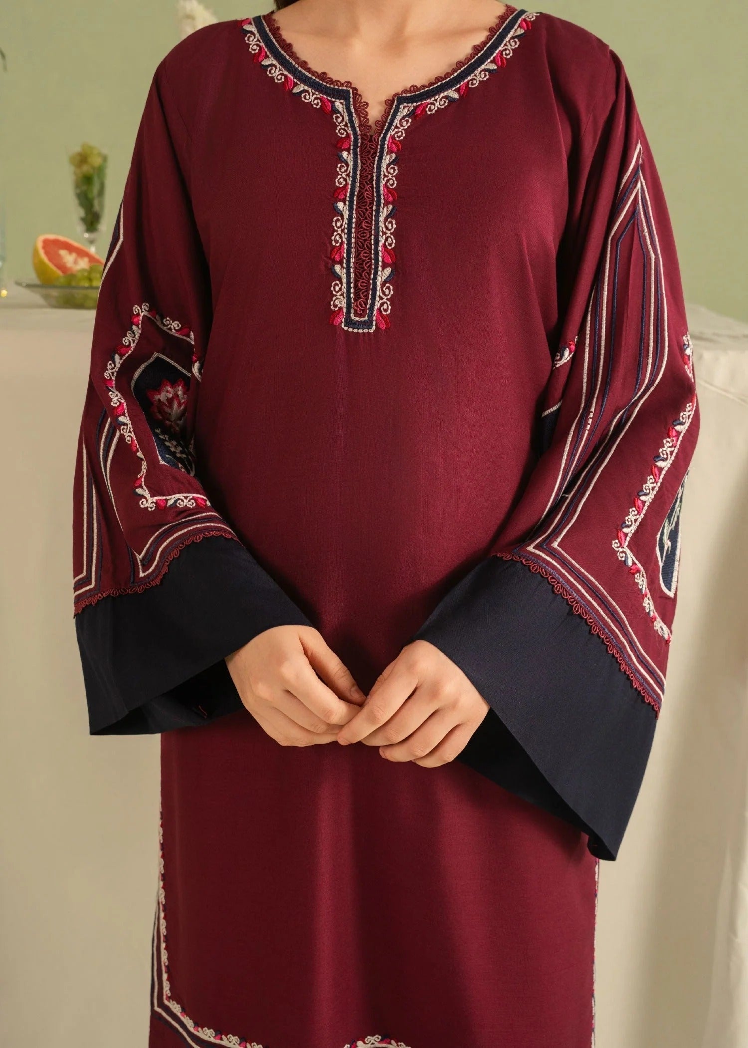 Eris Embroidered 3pc